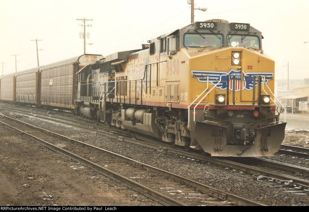 Vehicle train rolls south
